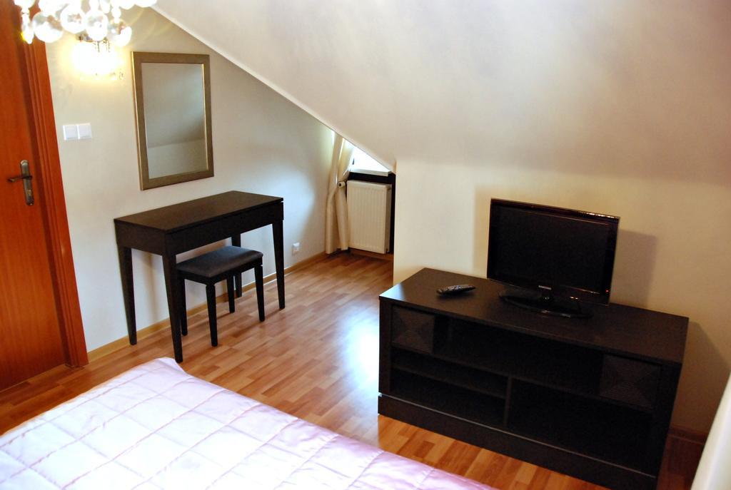 Poduszka Grace Bed & Breakfast Szklarska Poreba