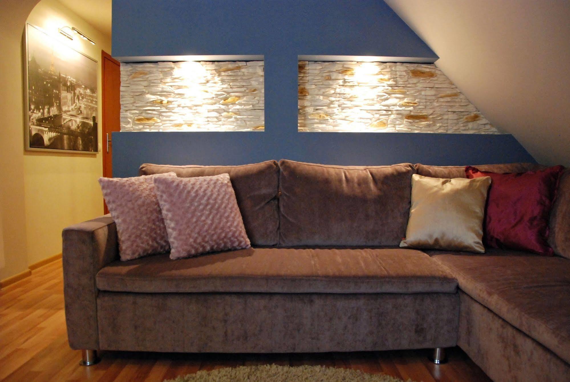 Poduszka Grace Bed & Breakfast *