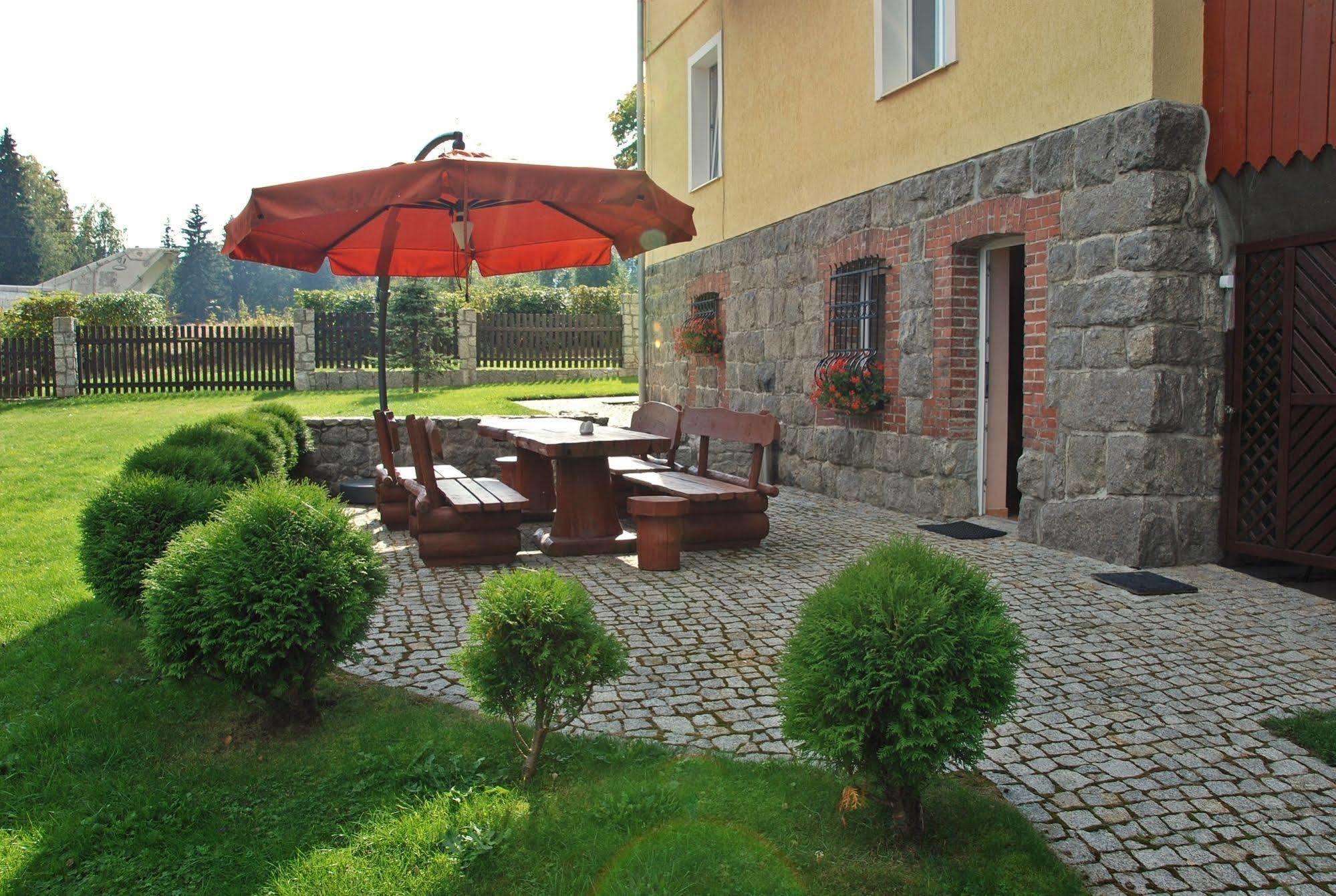 Poduszka Grace Bed & Breakfast